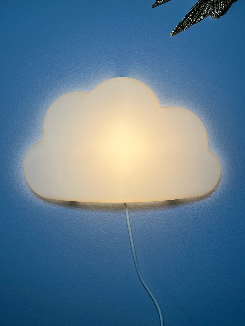 IKEA UPPLYST Cloud LED White Wall Lamp.